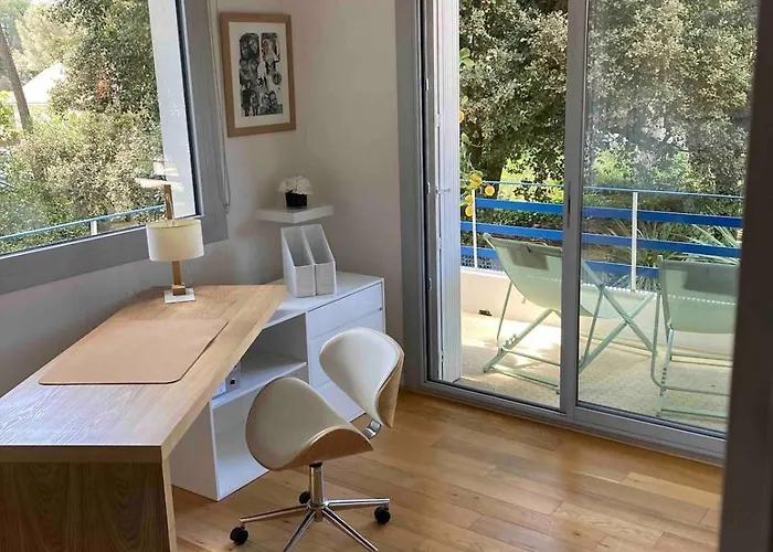 Apartment Central, Quiet Not Overlooked *